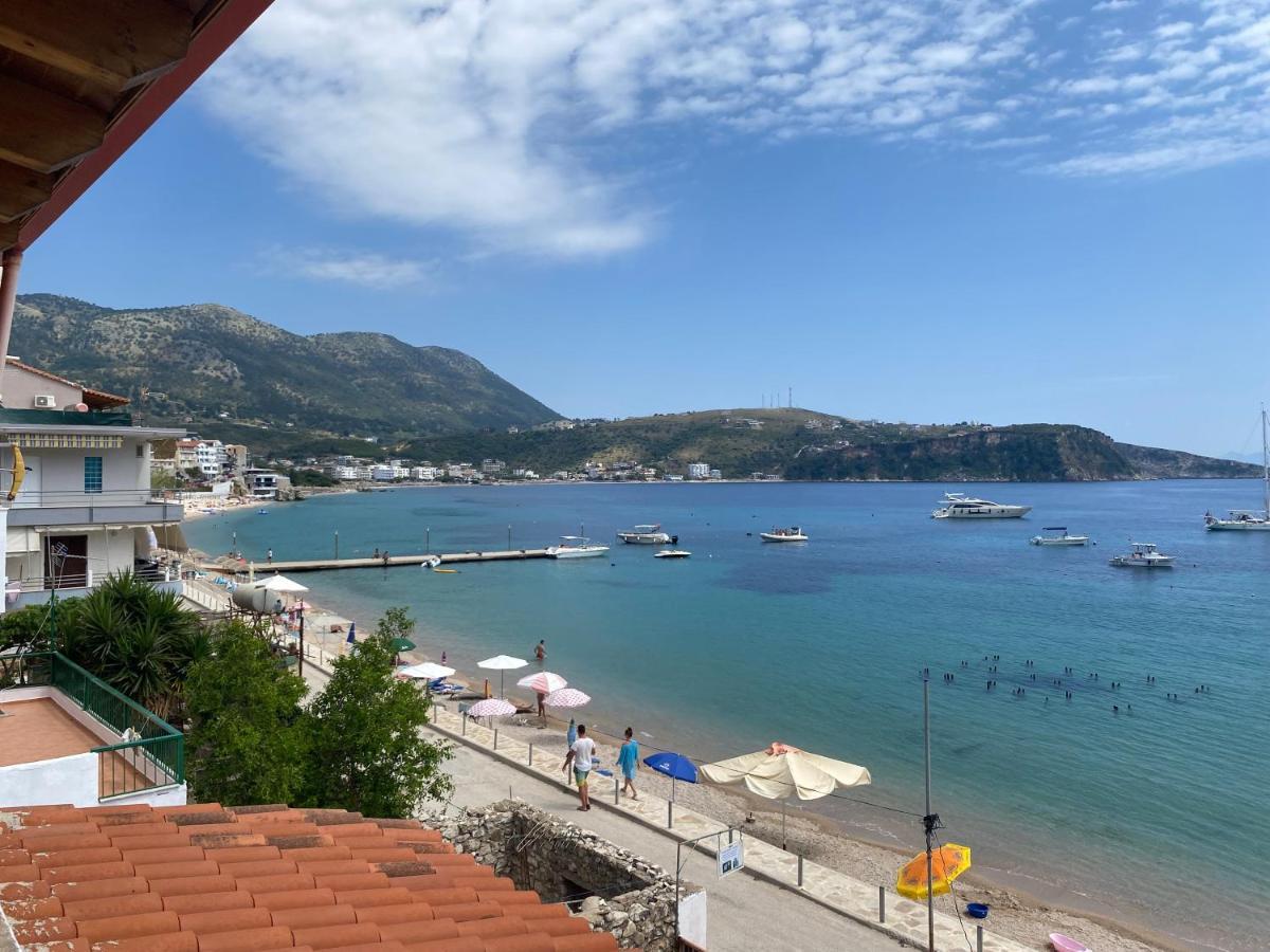 Angelview Apartments Himare Buitenkant foto